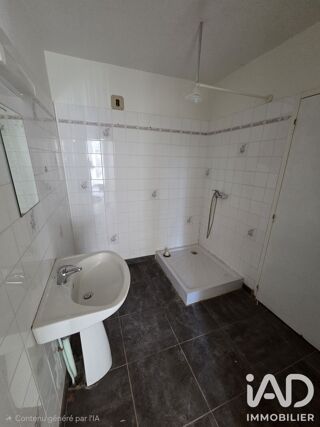  Appartement à louer 3 pièces 86 m²