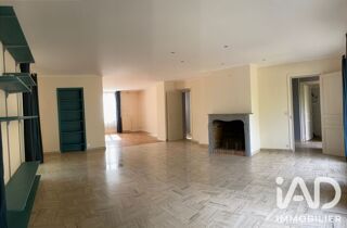  Maison à louer 8 pièces 190 m²