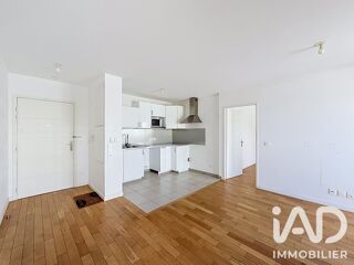  Appartement à louer 2 pièces 42 m²