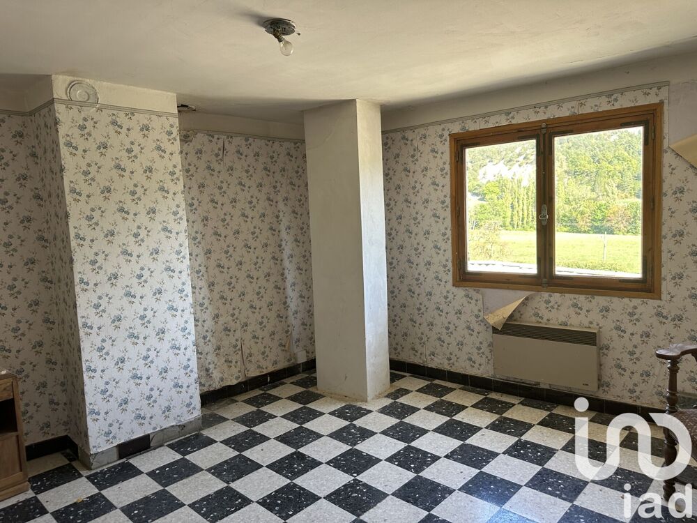 Vente Maison Vente Maison de village 7 pièces Moriez