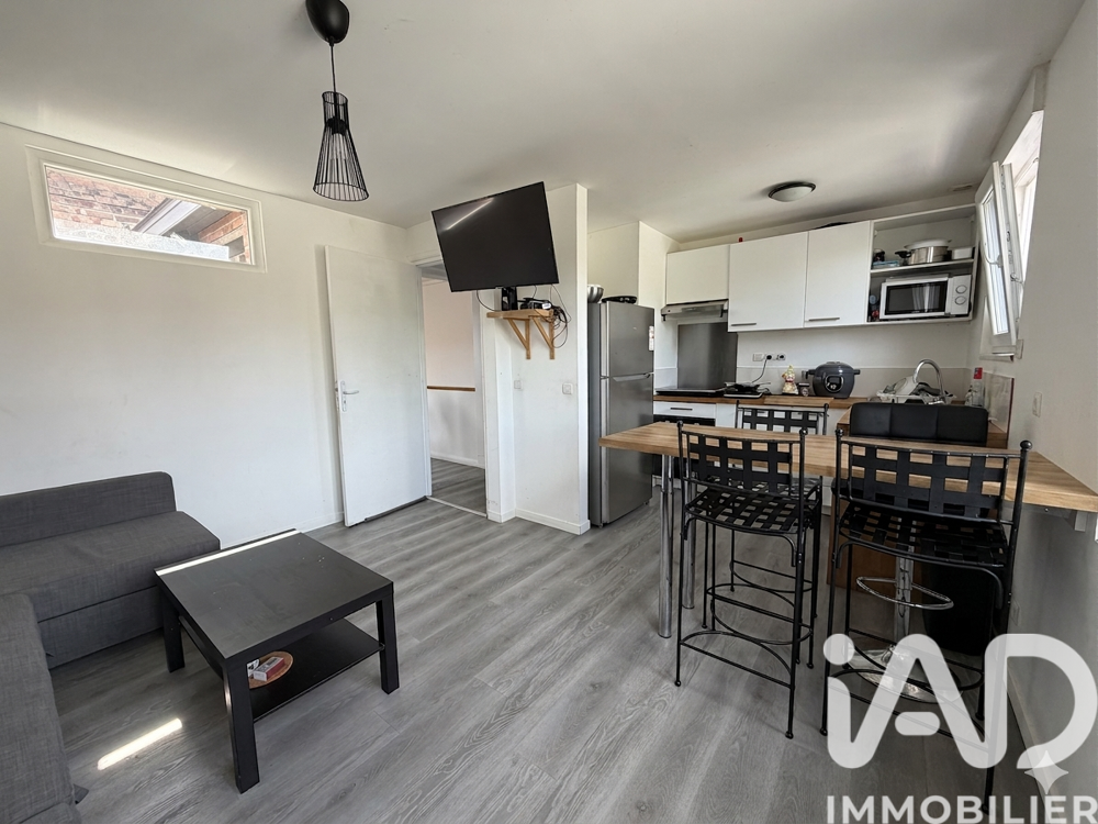 location Appartement - 2 pièce(s) - 111 m² Wasquehal (59290)