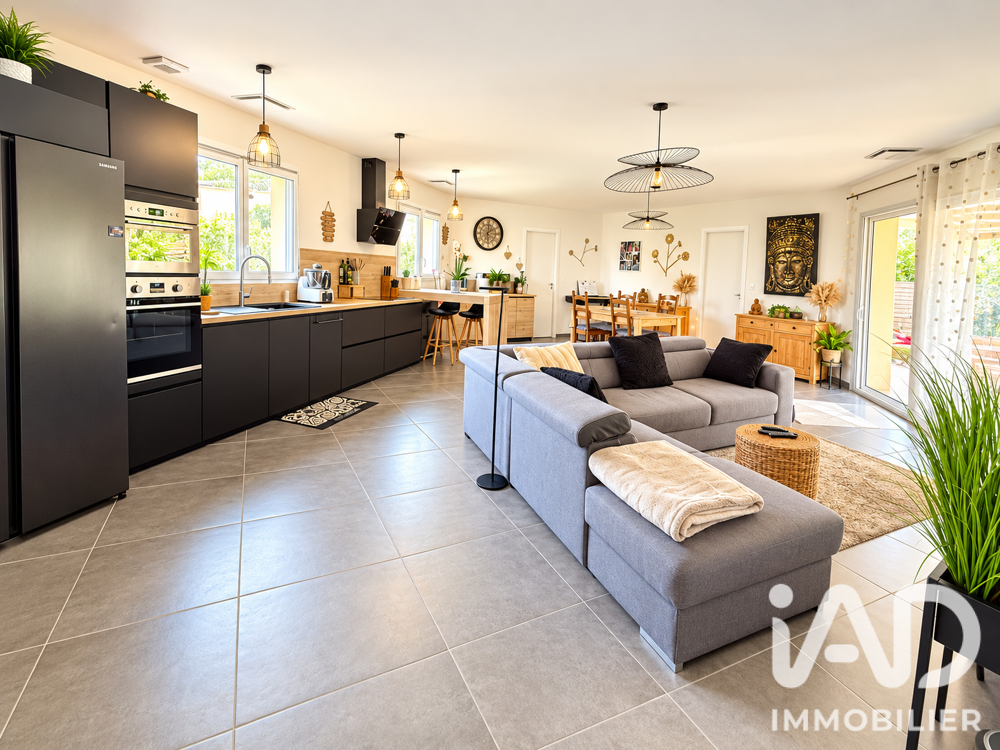 Vente Maison Vente Domaine 16 pièces Montélimar