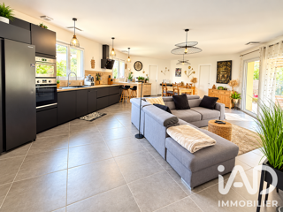 Vente Maison Vente Domaine 16 pièces Montélimar