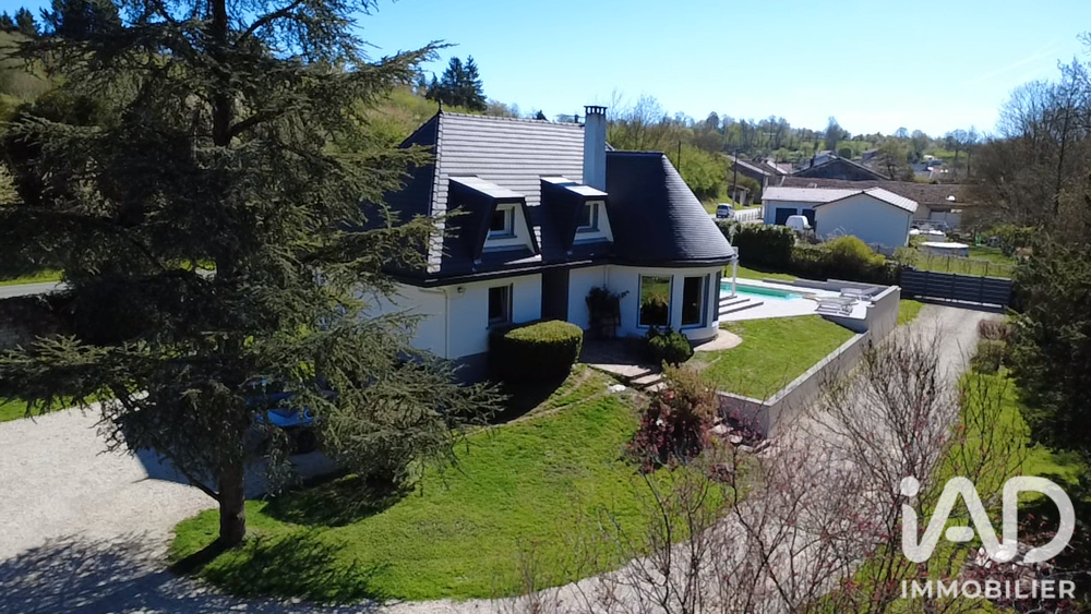 Vente Maison Vente Maison traditionnelle 7 pièces Cousances-les-forges