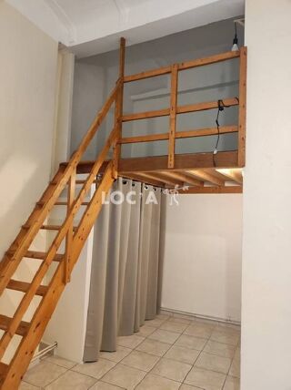  Appartement à louer 1 pièce 23 m²