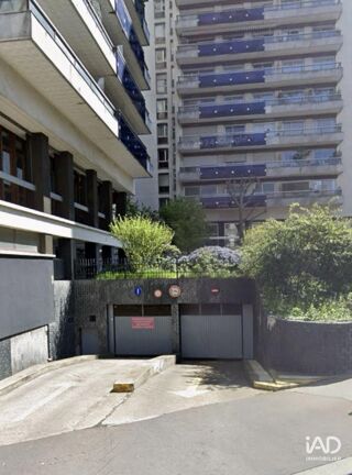  Parking / Garage à louer 10 m²