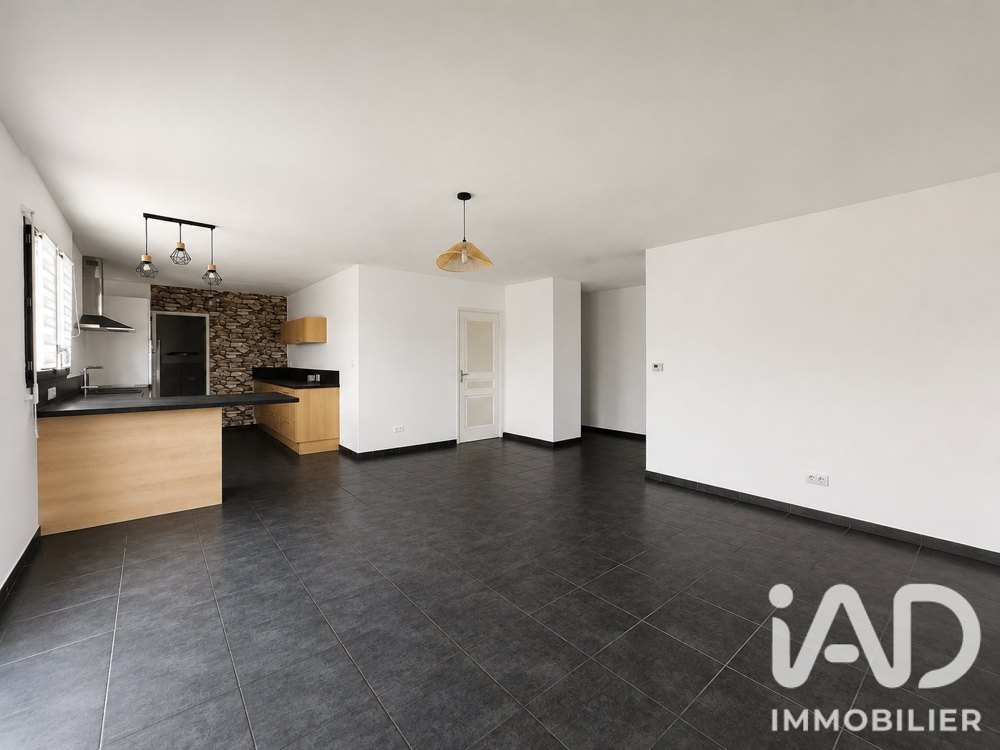 Vente Maison Vente Maison traditionnelle 6 pièces Cinq-mars-la-pile
