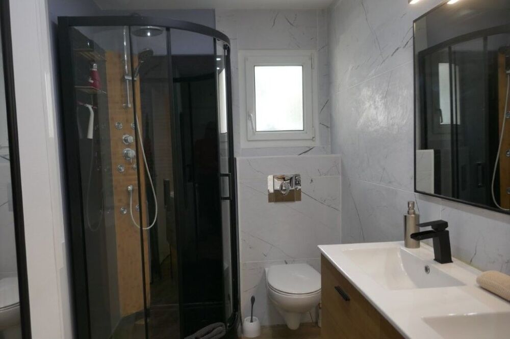 Vente Appartement Superbe T5 rénové à 5 mn du coeur de ville Vichy