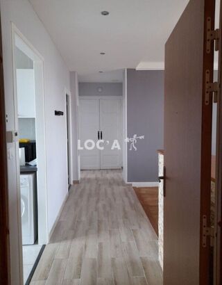  Appartement � louer 4 pi�ces 79 m�