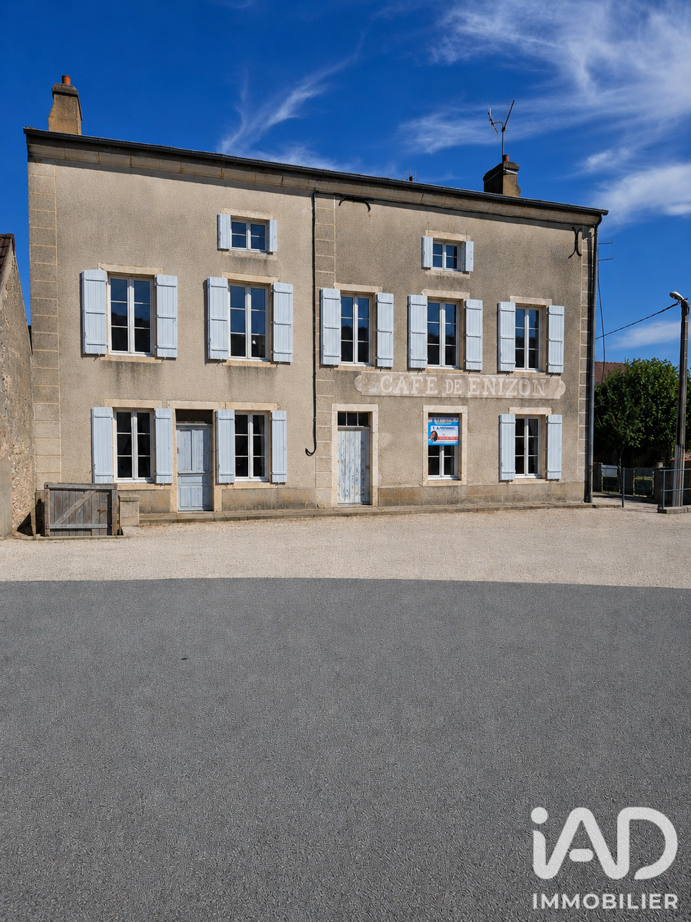 Vente Maison de village 15 pièces