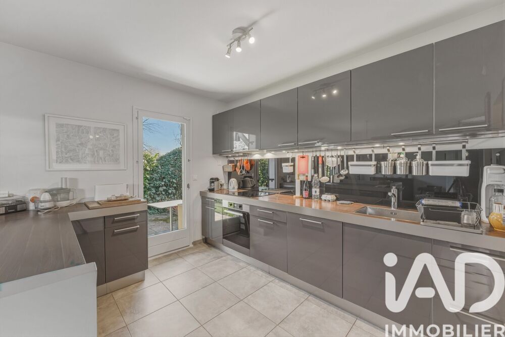 Appartement 3 pièces 101 m² · à Prévessin-Moëns · 101 m² · 555 000 €