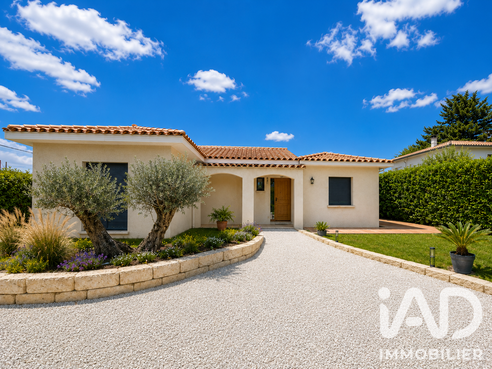 Vente Maison Vente Maison traditionnelle 6 pièces Saint-médard-en-jalles