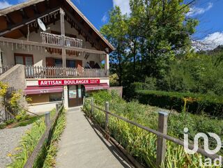  Immeuble à vendre 330 m² Gresse-en-vercors