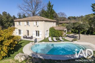  Maison à vendre 10 pièces 265 m²
