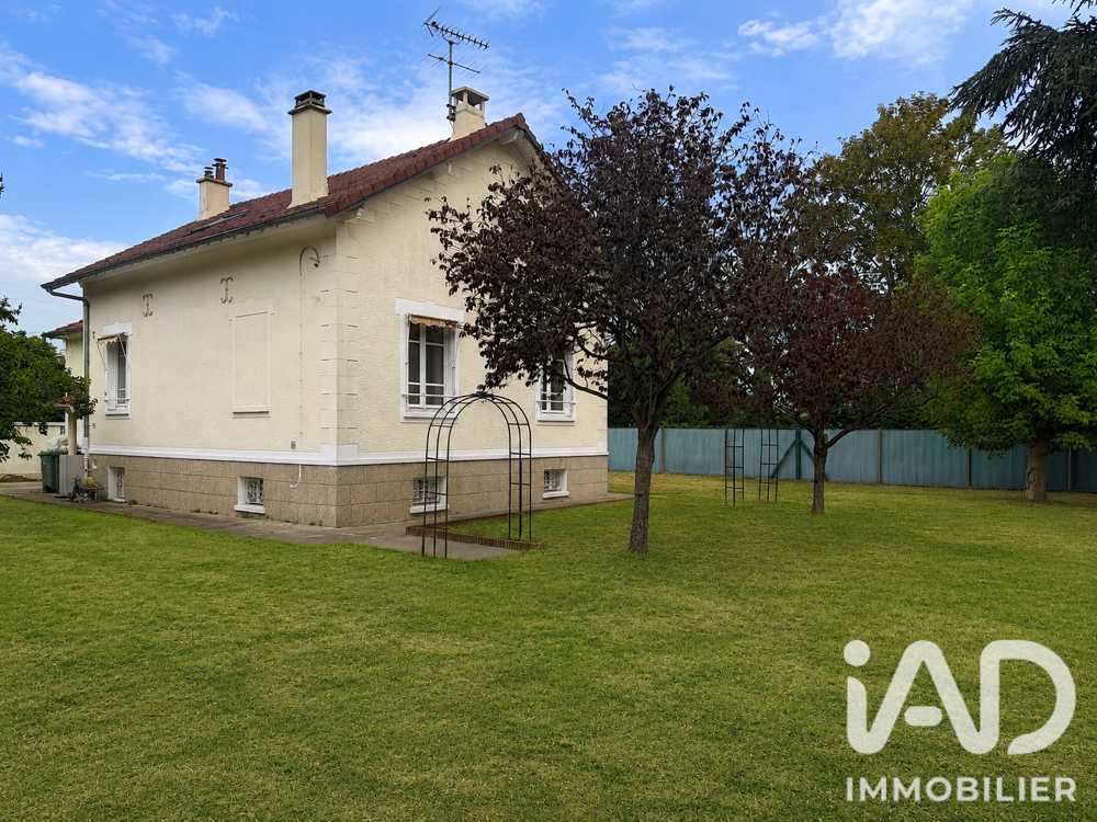 Vente Maison Vente Maison/villa 7 pièces Le mesnil-le-roi