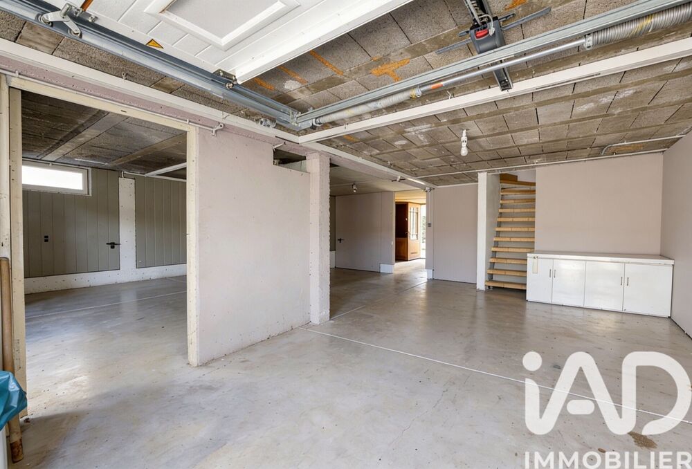 à vendre  Maison Saint-Genis-Pouilly (01630)