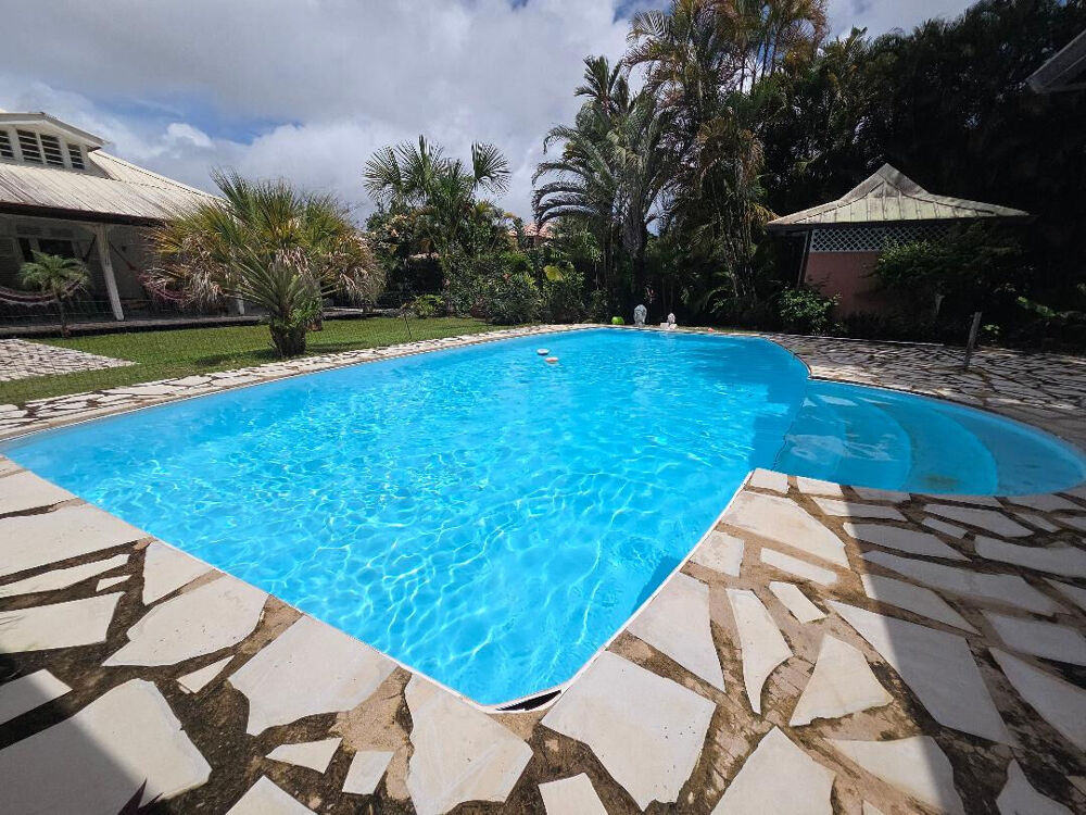Villa T5 Duplex 160 m2 Secteur Remire