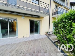  Appartement à louer 5 pièces 117 m²