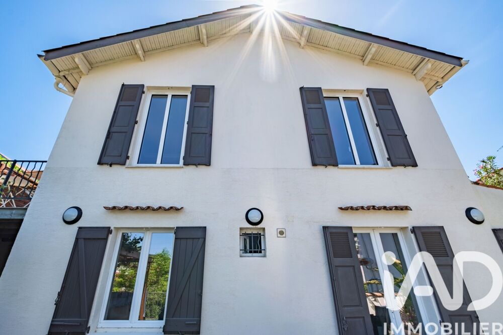 vente Maison - 5 pièce(s) - 149 m² Le Cannet (06110)