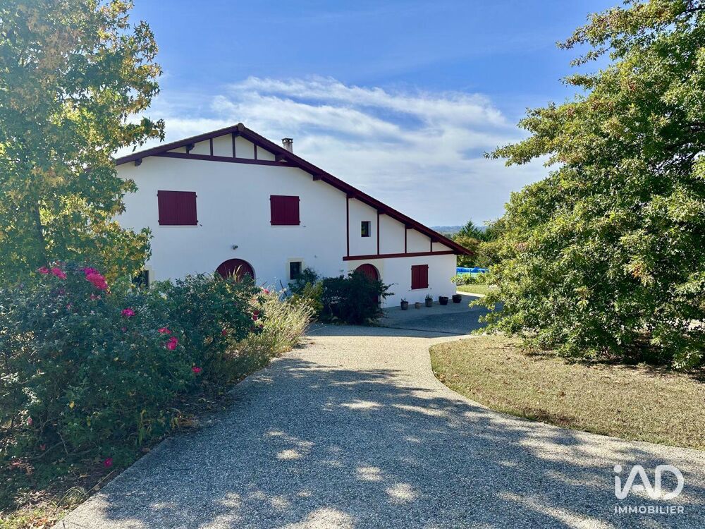 Vente Maison Vente Maison/villa 8 pièces Bardos