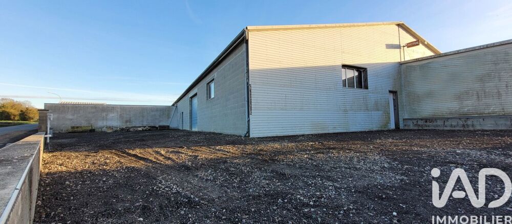 Vente Parking/Garage Vente Garage 250 m&sup2; Saint-jean-d'angély