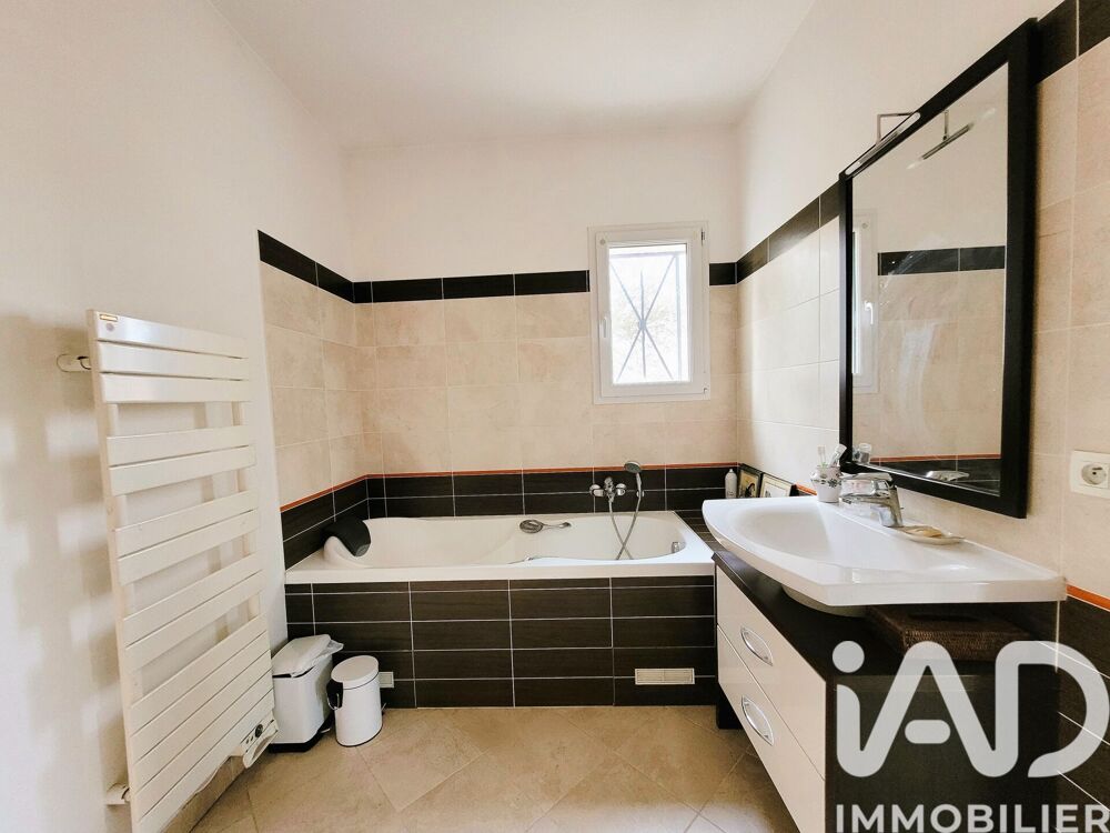 à vendre  Maison Saint-Arnoult-en-Yvelines (78730)