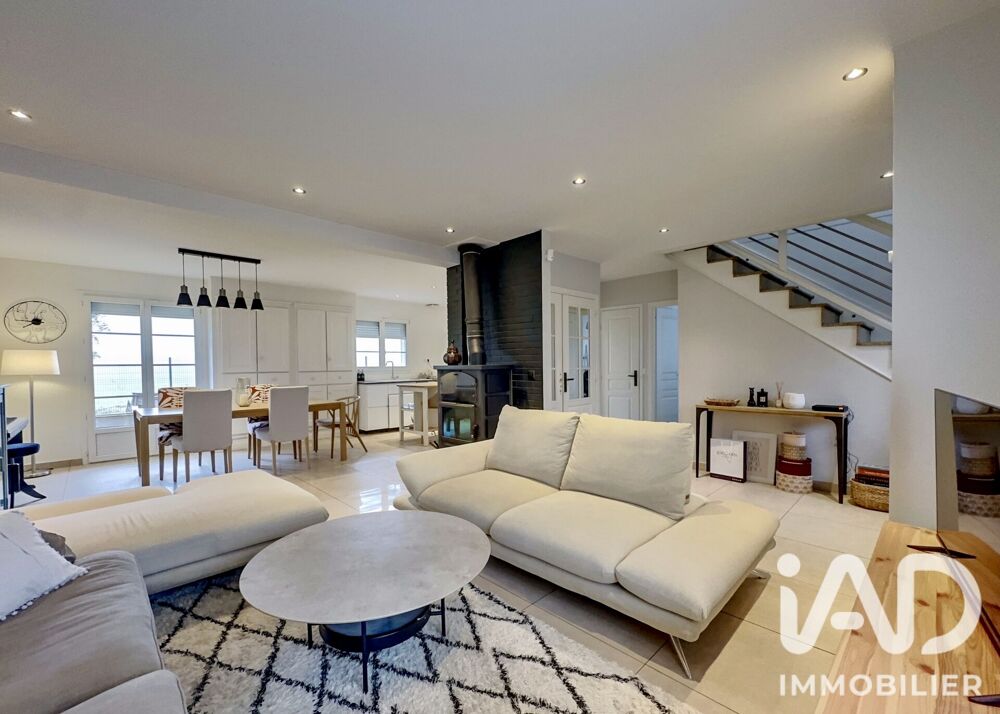 vente Maison - 6 pièce(s) - 175 m² Chapet (78130)
