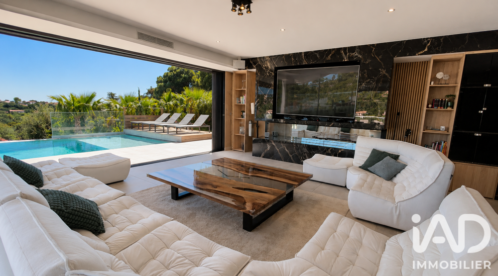 Vente Maison Vente Maison d'architecte 7 pièces Cavalaire-sur-mer