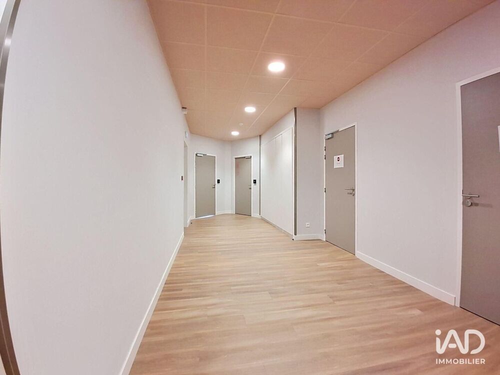  Location - 270 m² Pacé (35740)