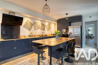  Maison à vendre 8 pièces 211 m²