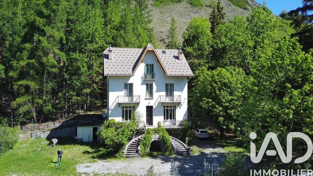 à vendre  Maison Abriès (05460)