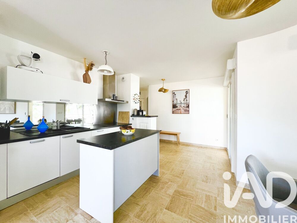 à vendre  Appartement Hyères (83400)