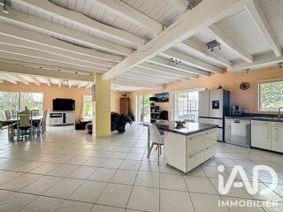 Maison à vendre 8 pièces 232 m²