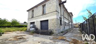  Immeuble à vendre 617 m²