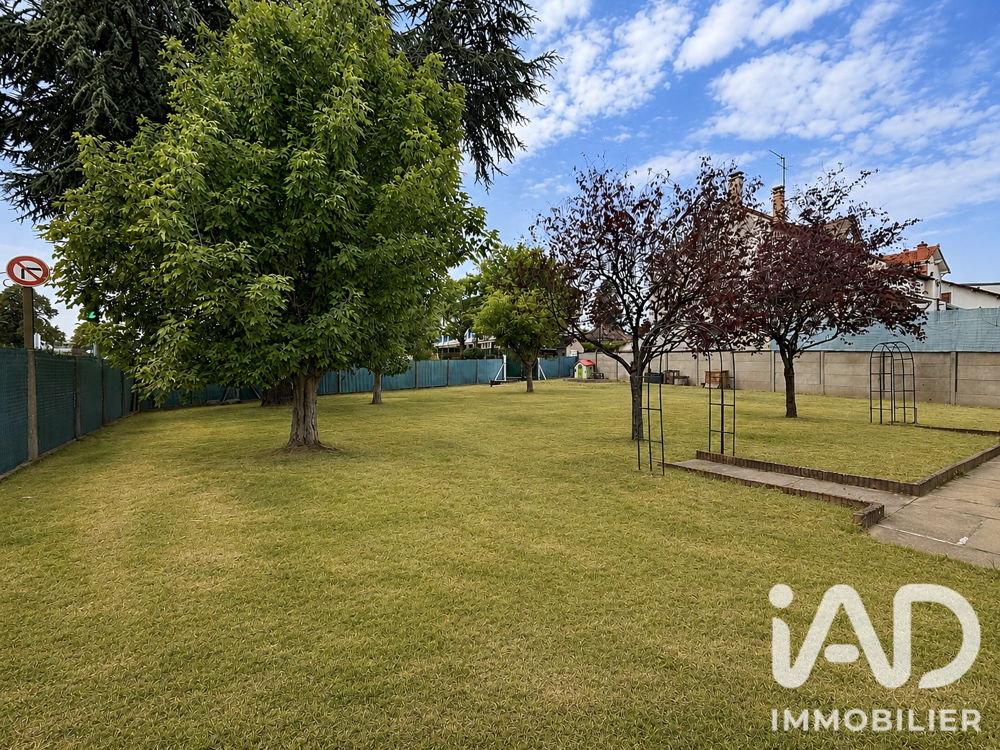 Vente Maison Vente Maison/villa 7 pièces Le mesnil-le-roi