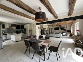  Maison à vendre 10 pièces 264 m²