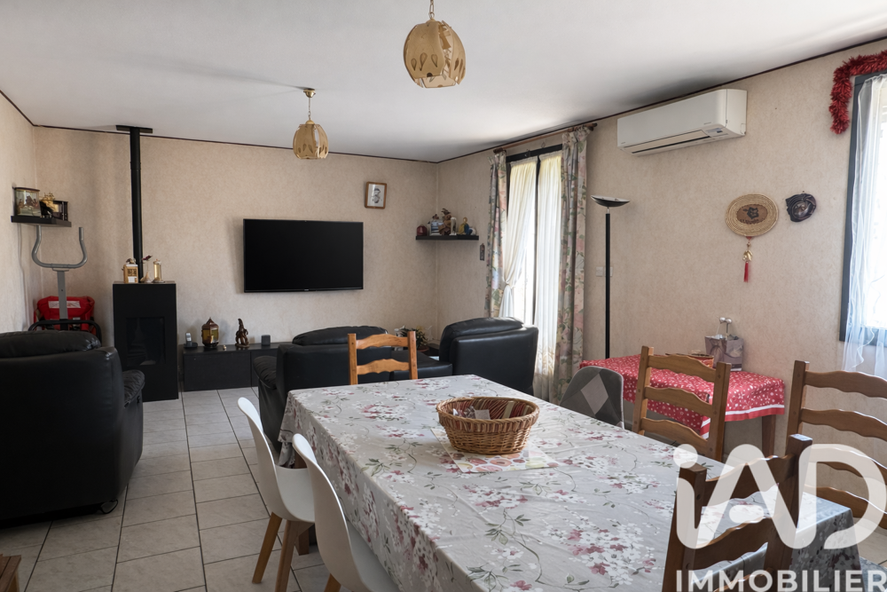 Vente Maison Vente Maison/villa 7 pièces Brières-les-scellés