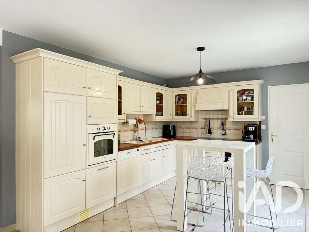 Vente Maison Vente Maison/villa 7 pièces Saint-jean-de-la-ruelle