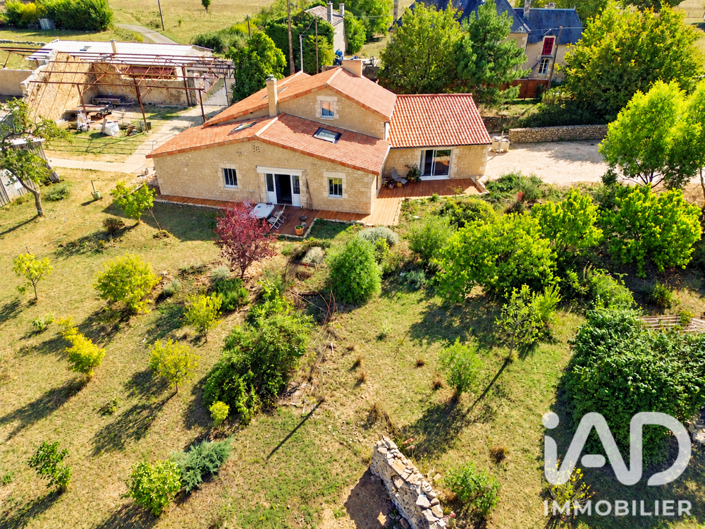 Vente Maison Vente Domaine 6 pièces Leignes-sur-fontaine
