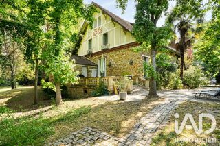 Maison 10 pièces 450 m² · à Vaux-sur-Seine · 450 m² · 950 000 €