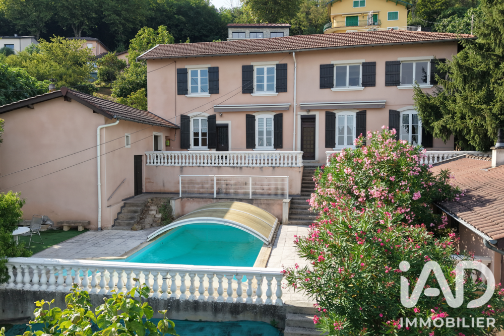 Maison 7 pièces 153 m² · à Miribel · 153 m² · 575 000 €