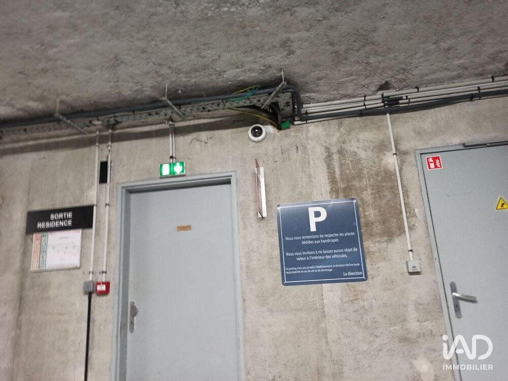Location Parking/Garage Location Parking 12 m&sup2; Quincy-sous-sénart