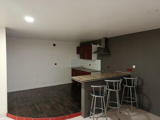  Appartement à louer 2 pièces 65 m²