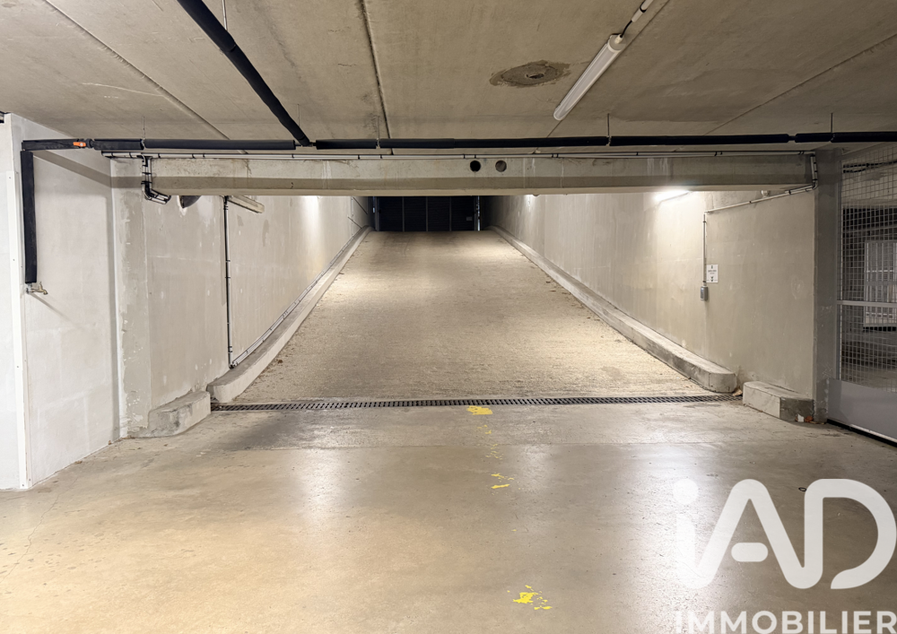Vente Parking/Garage Vente Parking 12 m&sup2; Guyancourt