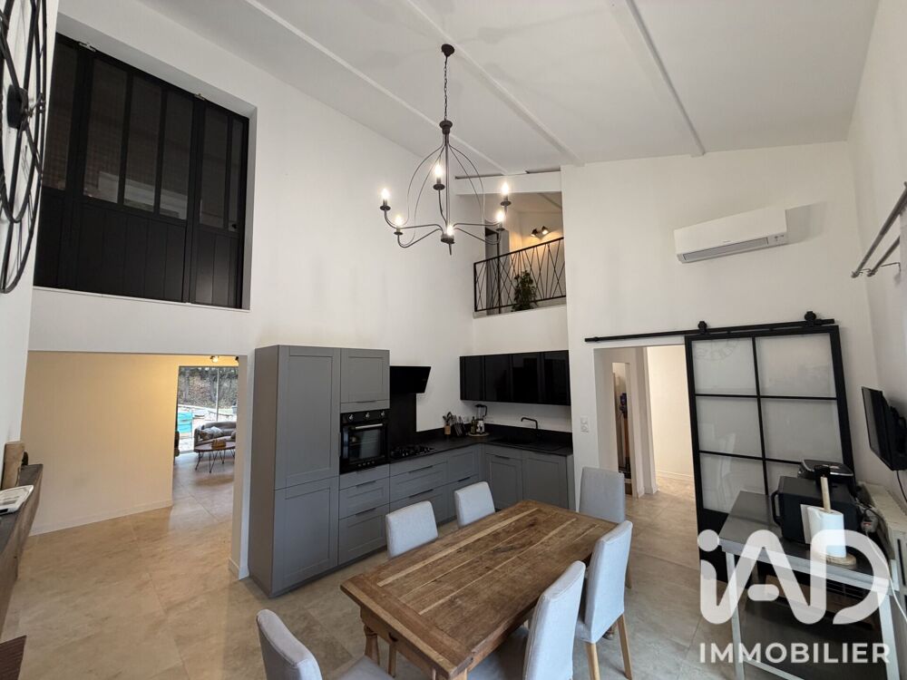 Vente Maison Vente Maison traditionnelle 9 pièces Pierrevert