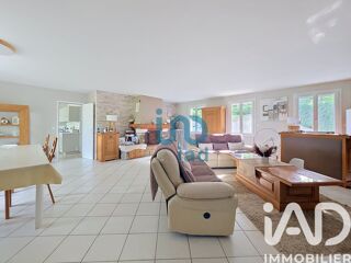 Maison à vendre 10 pièces 263 m²