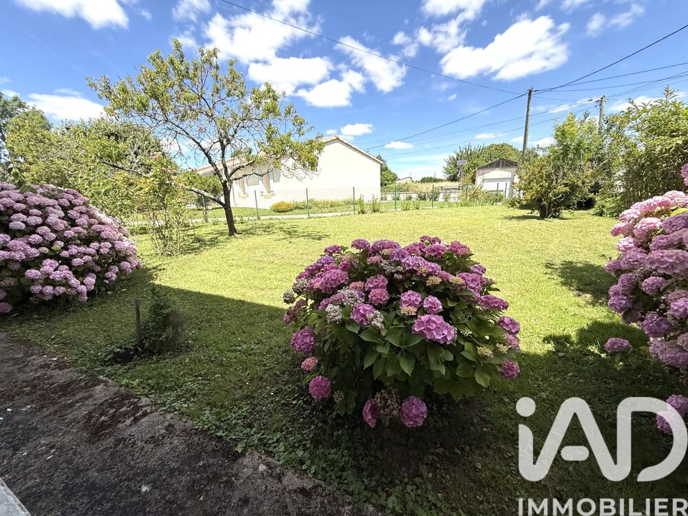 vente Maison - 6 pièce(s) - 141 m² Brioux-sur-Boutonne (79170)