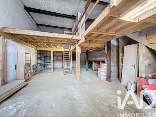  Immeuble � vendre 215 m�