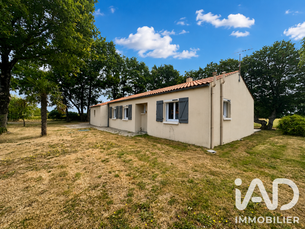 vente Maison - 5 pièce(s) - 91 m² Les Lucs-sur-Boulogne (85170)