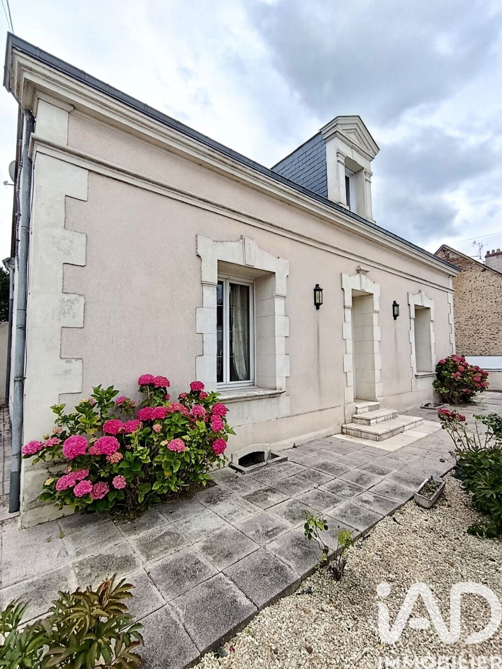 Maison 5 pièces 136 m² · à Vendôme · 136 m² · 275 000 €